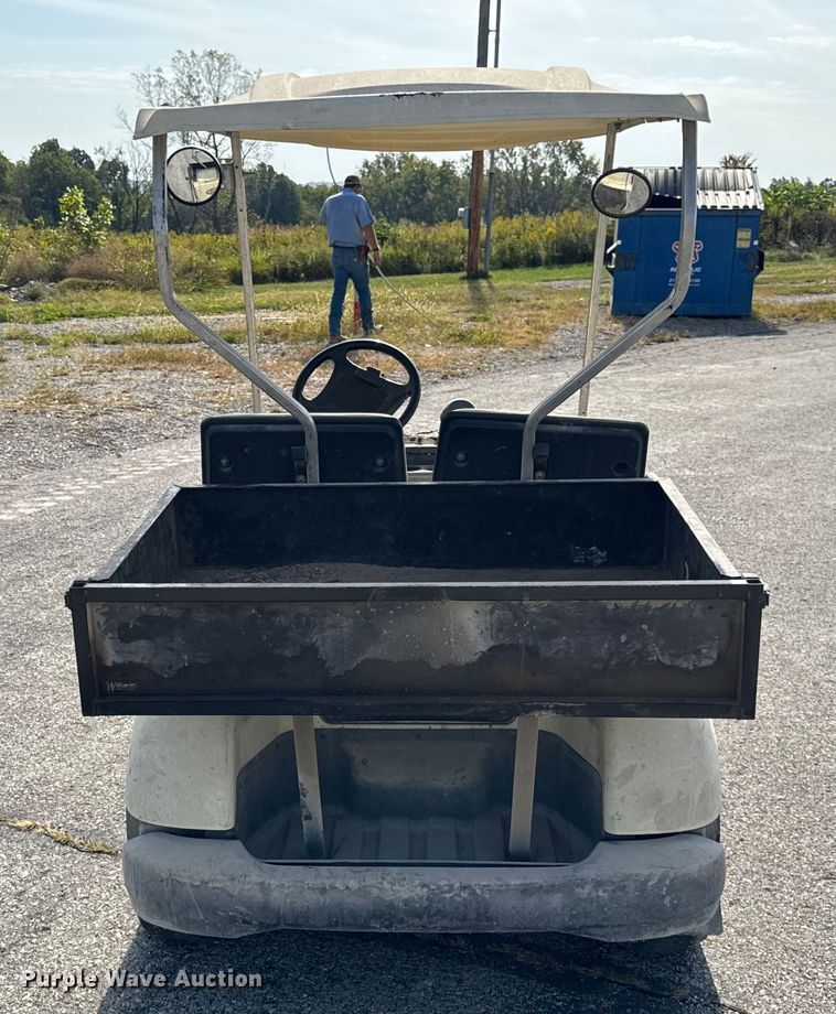 image for item EF2189 2001 Yamaha G16A golf cart