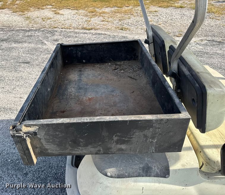 image for item EF2189 2001 Yamaha G16A golf cart