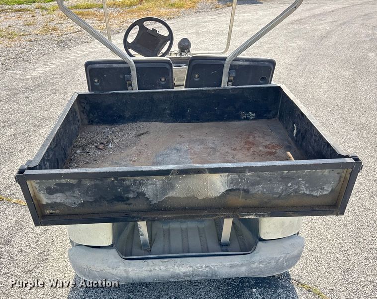 image for item EF2189 2001 Yamaha G16A golf cart