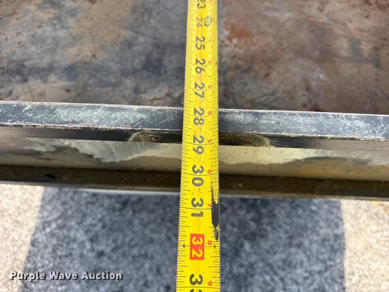 image for item EF2189 2001 Yamaha G16A golf cart