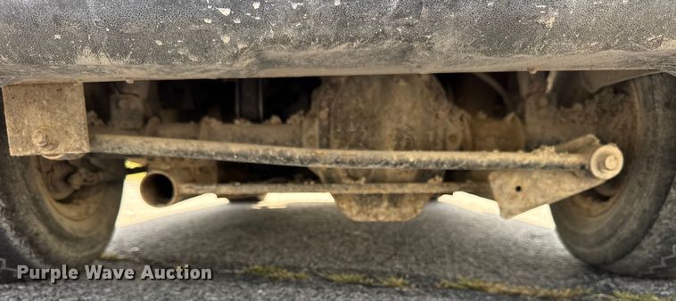 image for item EF2189 2001 Yamaha G16A golf cart