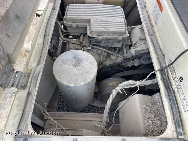 image for item EF2189 2001 Yamaha G16A golf cart