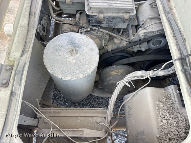 image for item EF2189 2001 Yamaha G16A golf cart