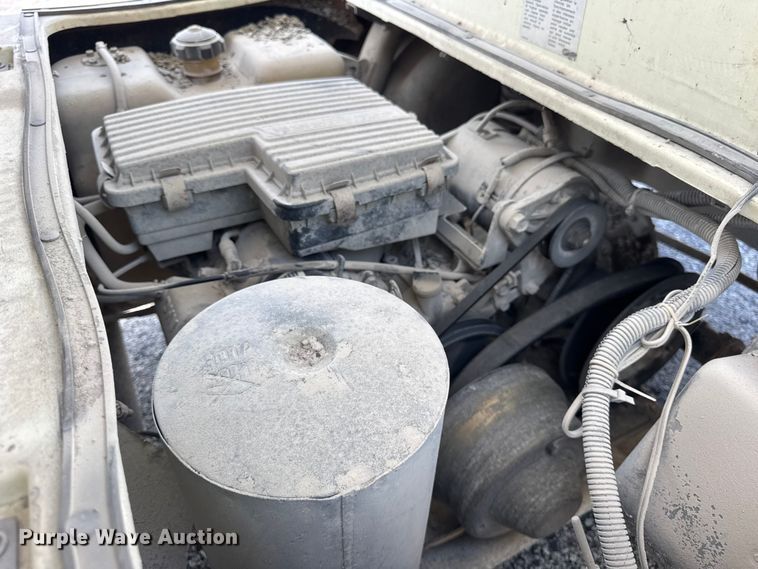 image for item EF2189 2001 Yamaha G16A golf cart