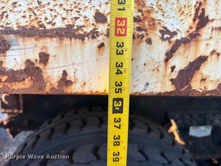 image for item EG8187 2014 International 7400 dump truck