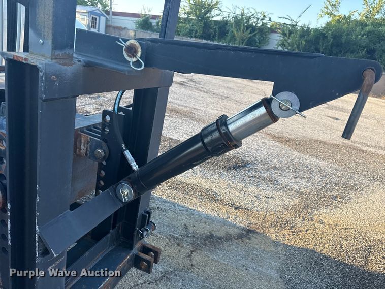 image for item EG8187 2014 International 7400 dump truck