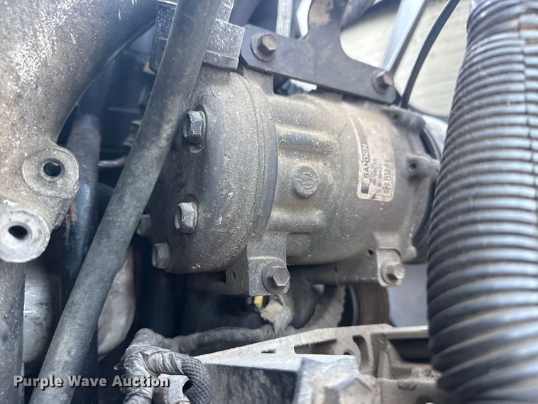 image for item EG8187 2014 International 7400 dump truck