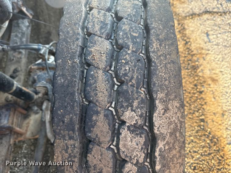 image for item EG8187 2014 International 7400 dump truck