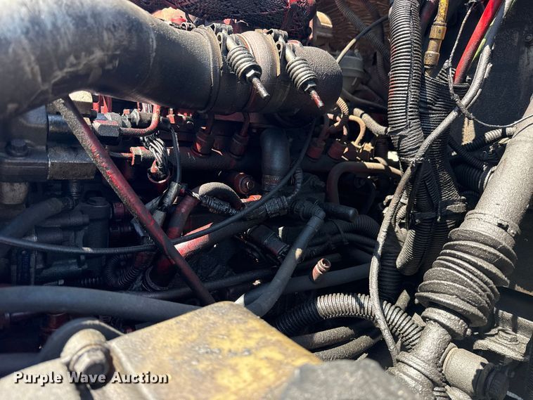 image for item EG8215 2013 Freightliner Business Class M2 refuse truck