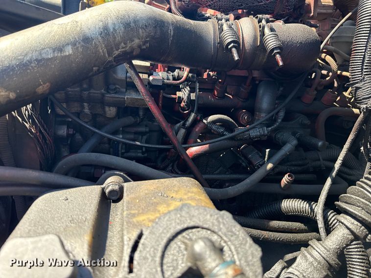 image for item EG8215 2013 Freightliner Business Class M2 refuse truck