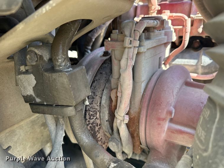 image for item EG8215 2013 Freightliner Business Class M2 refuse truck