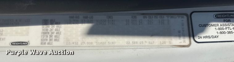 image for item EG8215 2013 Freightliner Business Class M2 refuse truck