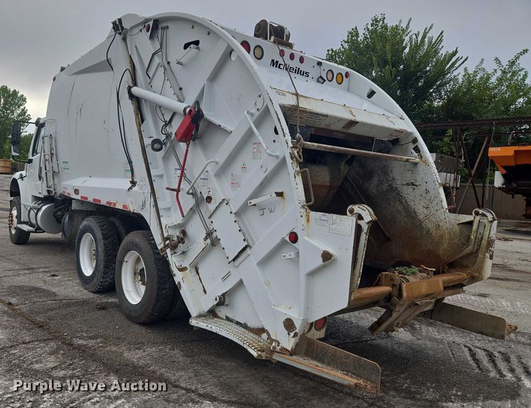 image for item EG8220 2012 Freightliner Business Class M2 refuse truck