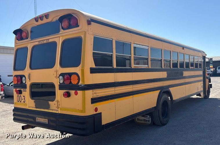 image for item EH7529 2000 BLUE BIRD B7 school bus