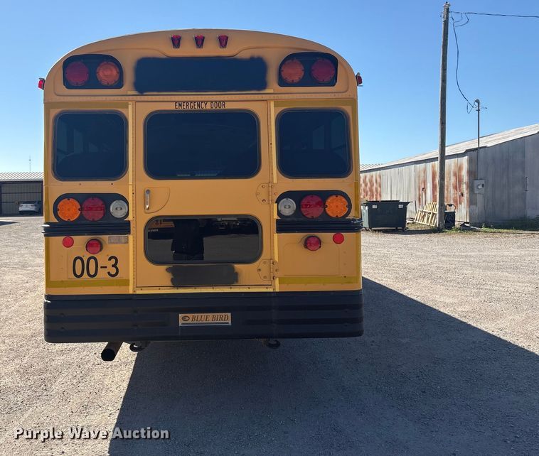 image for item EH7529 2000 BLUE BIRD B7 school bus