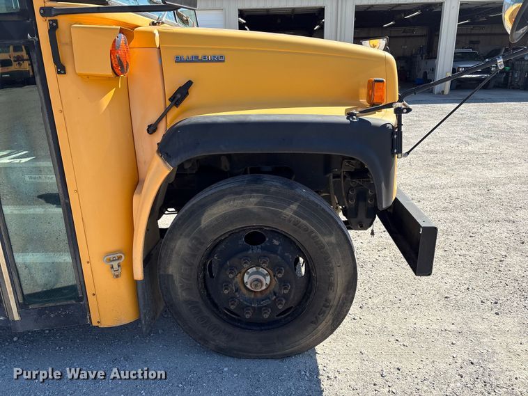 image for item EH7529 2000 BLUE BIRD B7 school bus