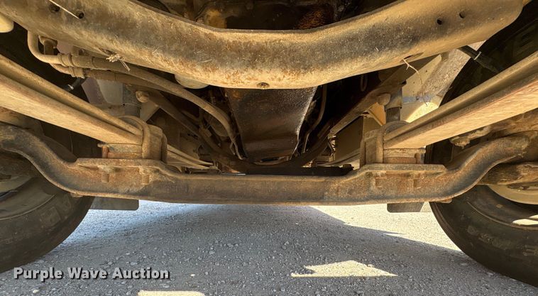 image for item EH7529 2000 BLUE BIRD B7 school bus