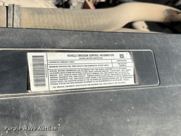 image for item EH7531 2004 Chevrolet Silverado 2500HD utility bed pickup truck