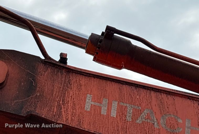 image for item EM0657 2006 Hitachi Zaxis 160LC excavator