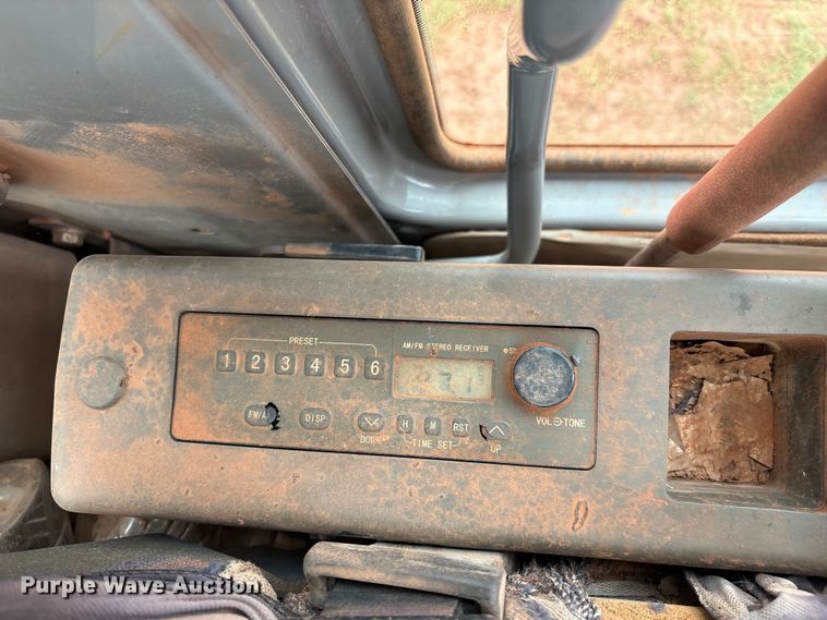 image for item EM0657 2006 Hitachi Zaxis 160LC excavator