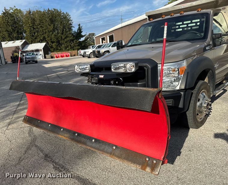 image for item EM2371 2011 Ford F450 Super Duty dump truck