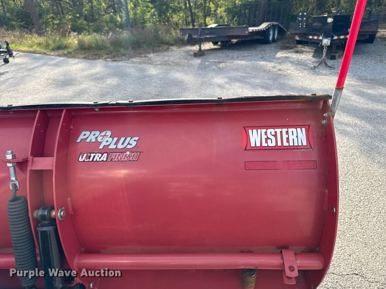 image for item EM2371 2011 Ford F450 Super Duty dump truck