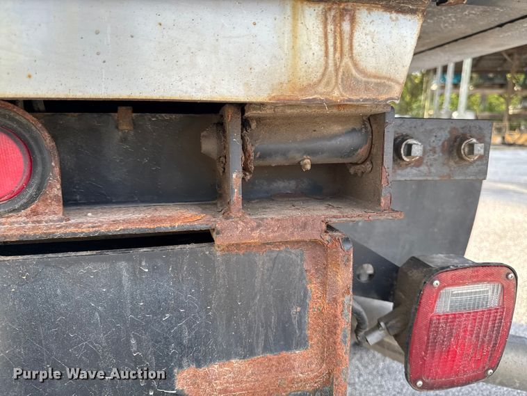 image for item EM2371 2011 Ford F450 Super Duty dump truck