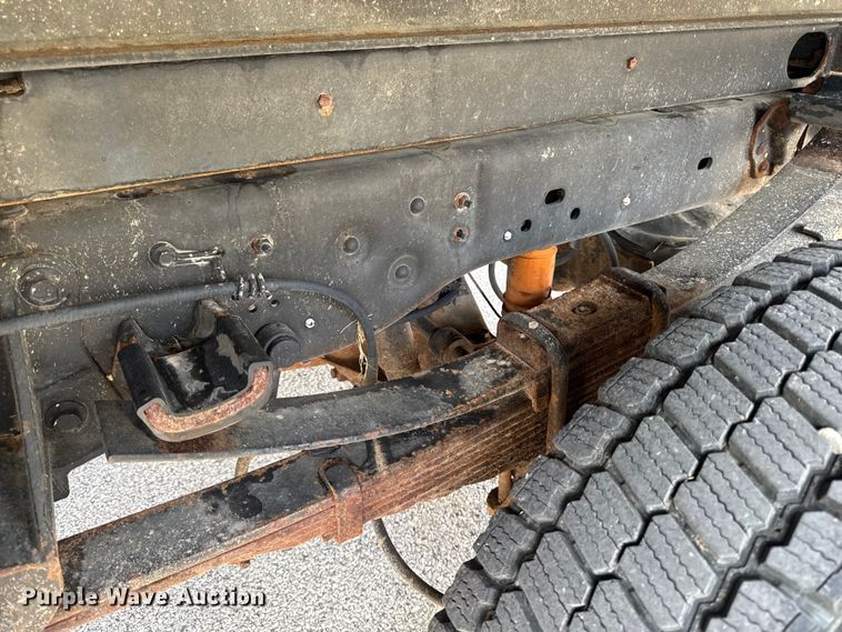 image for item EM2371 2011 Ford F450 Super Duty dump truck