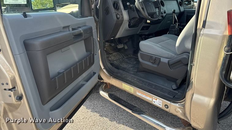 image for item EM2371 2011 Ford F450 Super Duty dump truck