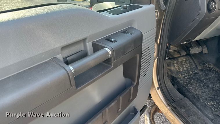 image for item EM2371 2011 Ford F450 Super Duty dump truck