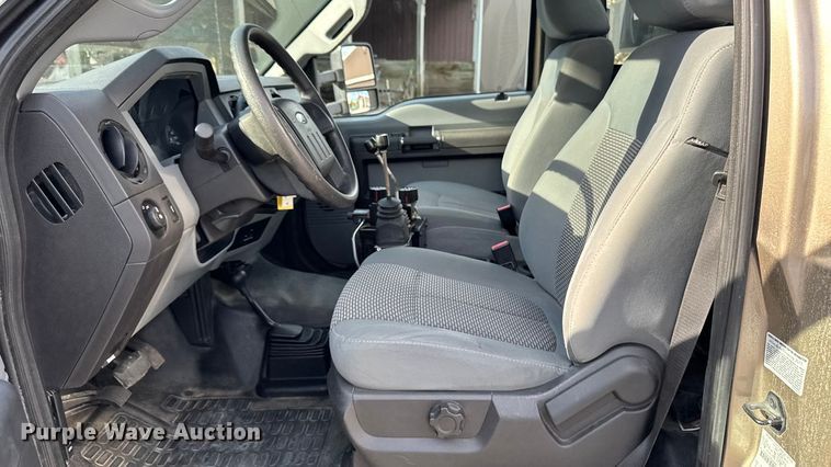 image for item EM2371 2011 Ford F450 Super Duty dump truck