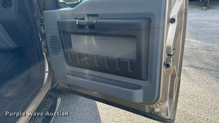 image for item EM2371 2011 Ford F450 Super Duty dump truck