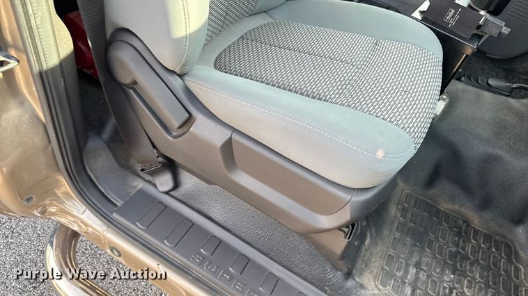 image for item EM2371 2011 Ford F450 Super Duty dump truck