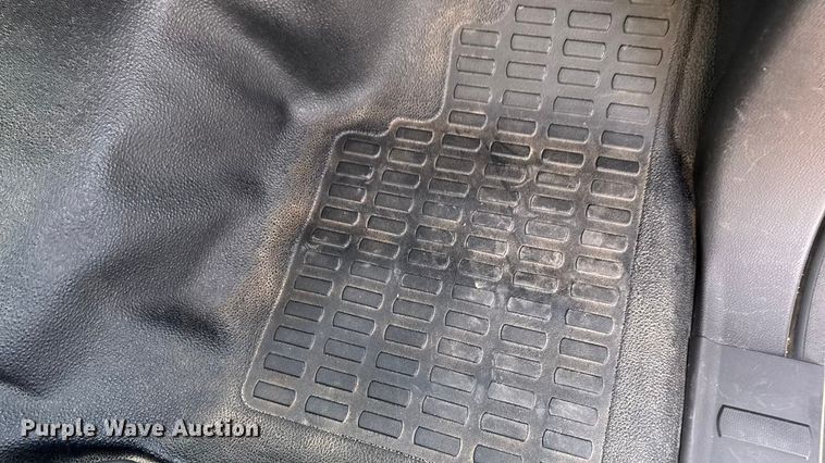 image for item EM2371 2011 Ford F450 Super Duty dump truck