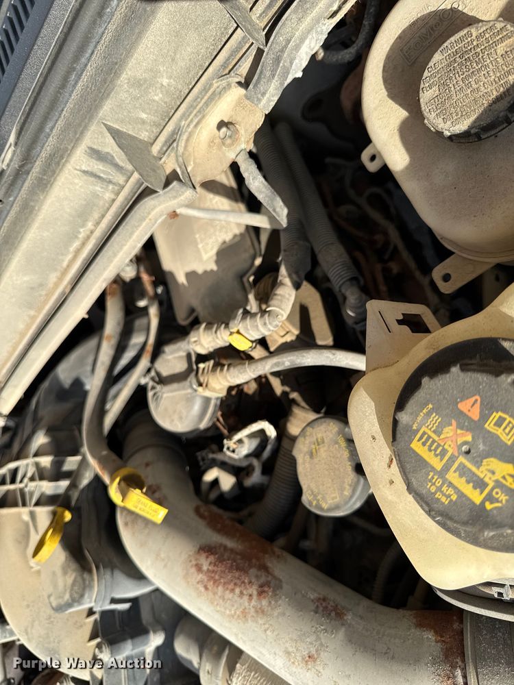 image for item EM2371 2011 Ford F450 Super Duty dump truck