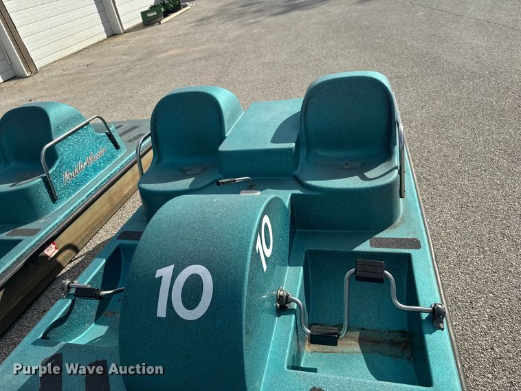 image for item EM2375 Paddle boat