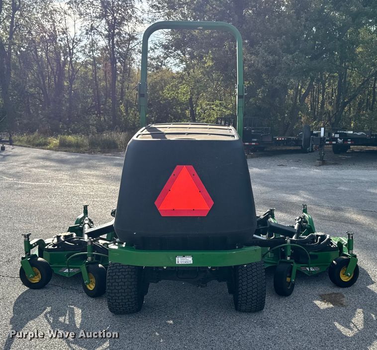 image for item EM2377 John Deere 1600 WAM TD lawn mower