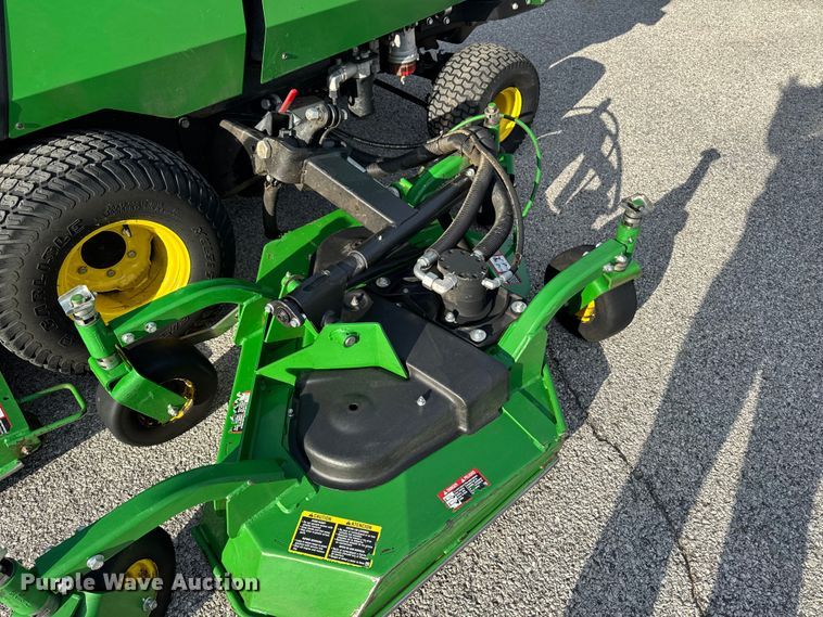 image for item EM2377 John Deere 1600 WAM TD lawn mower