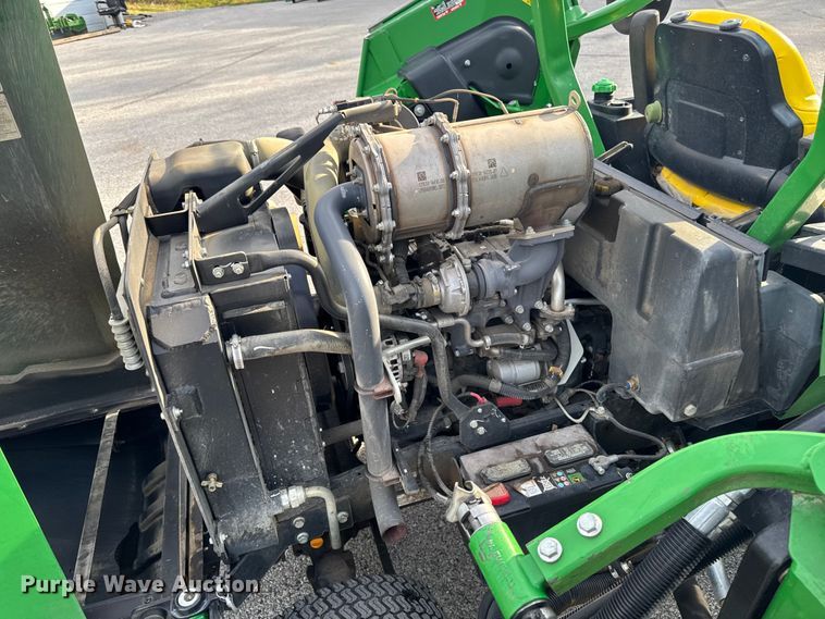 image for item EM2377 John Deere 1600 WAM TD lawn mower