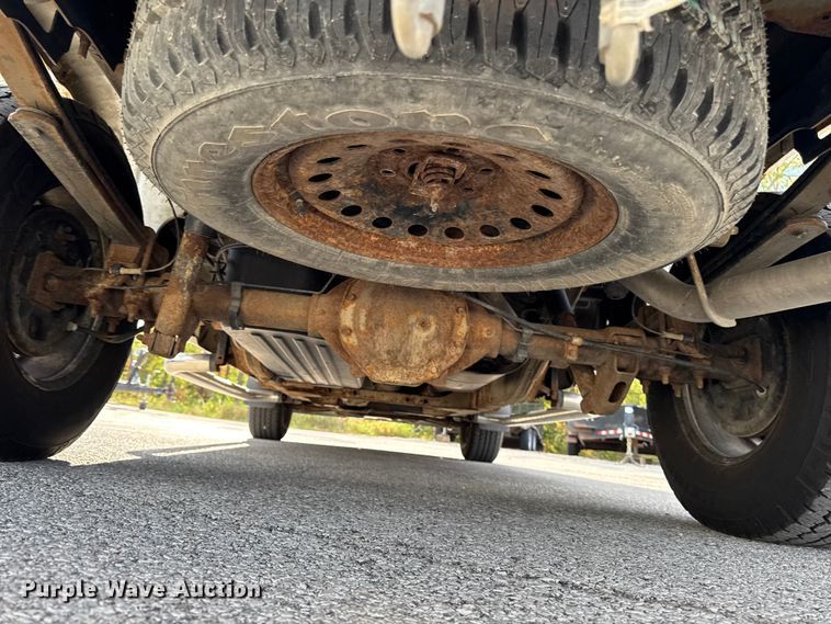 image for item EM2378 2011 Chevrolet Silverado 1500 Ext. Cab pickup truck