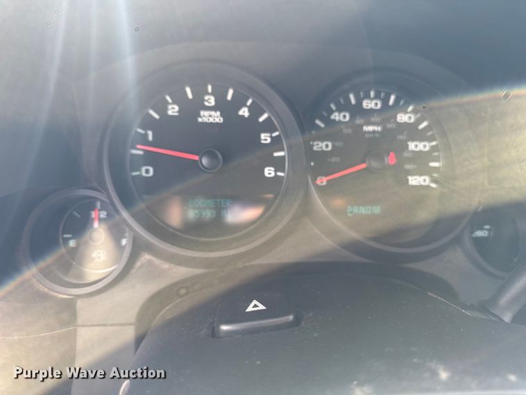 image for item EM2378 2011 Chevrolet Silverado 1500 Ext. Cab pickup truck