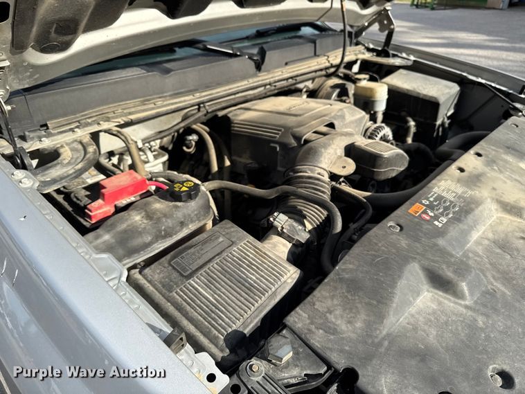 image for item EM2378 2011 Chevrolet Silverado 1500 Ext. Cab pickup truck