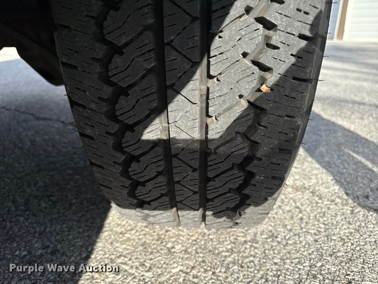 image for item EM2378 2011 Chevrolet Silverado 1500 Ext. Cab pickup truck