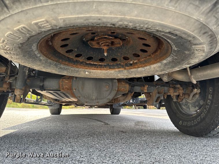 image for item EM2379 2015 Chevrolet Silverado 1500 Double Cab pickup truck