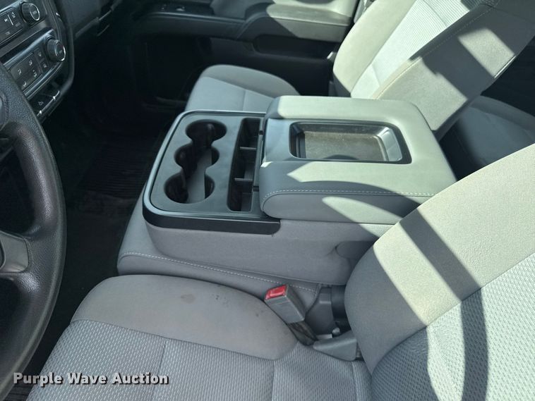 image for item EM2379 2015 Chevrolet Silverado 1500 Double Cab pickup truck