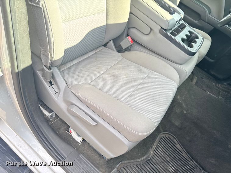 image for item EM2379 2015 Chevrolet Silverado 1500 Double Cab pickup truck