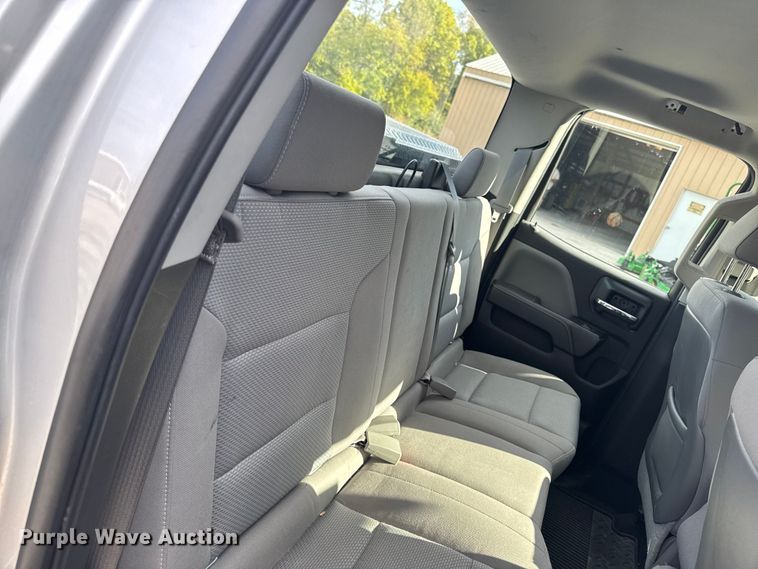 image for item EM2379 2015 Chevrolet Silverado 1500 Double Cab pickup truck