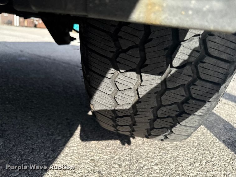 image for item EM2379 2015 Chevrolet Silverado 1500 Double Cab pickup truck