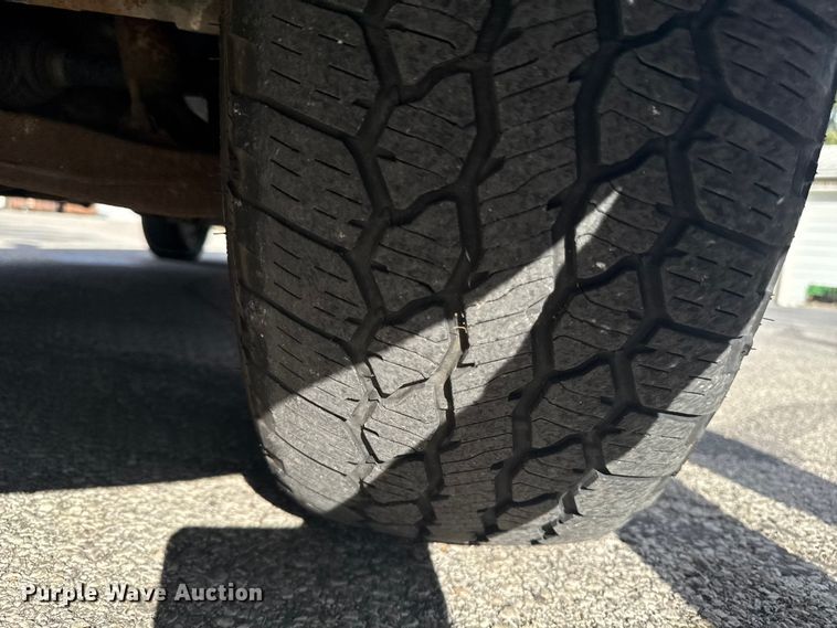 image for item EM2379 2015 Chevrolet Silverado 1500 Double Cab pickup truck