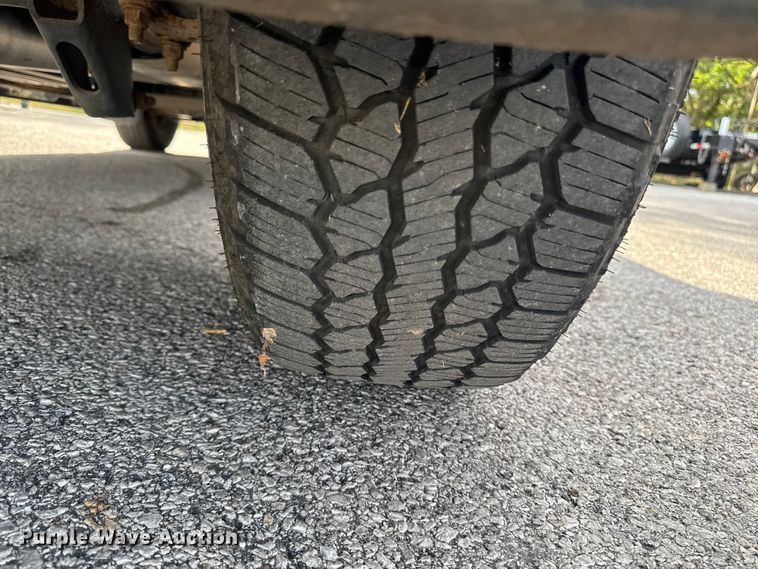 image for item EM2379 2015 Chevrolet Silverado 1500 Double Cab pickup truck